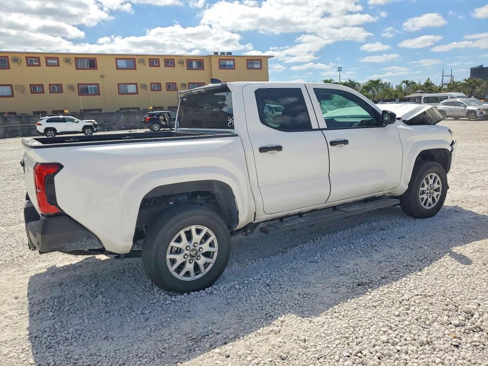 2025 Toyota Tacoma SR