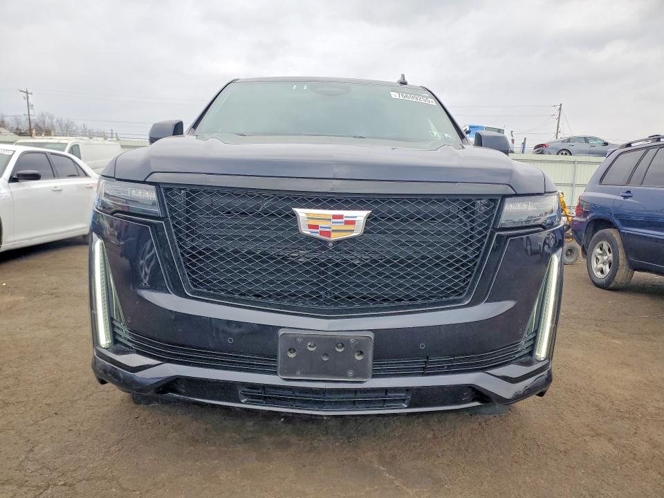 2022 Cadillac Escalade Sport