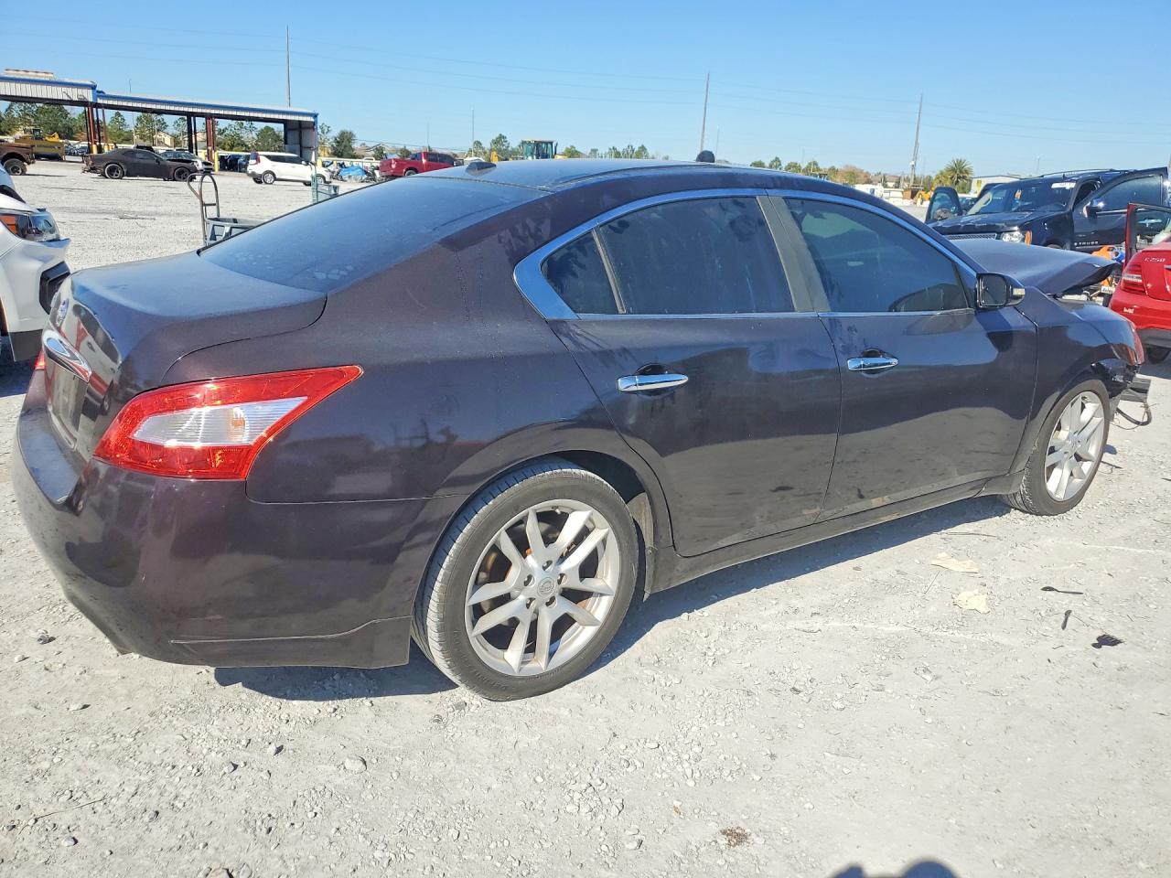 2010 Nissan Maxima 3.5 s