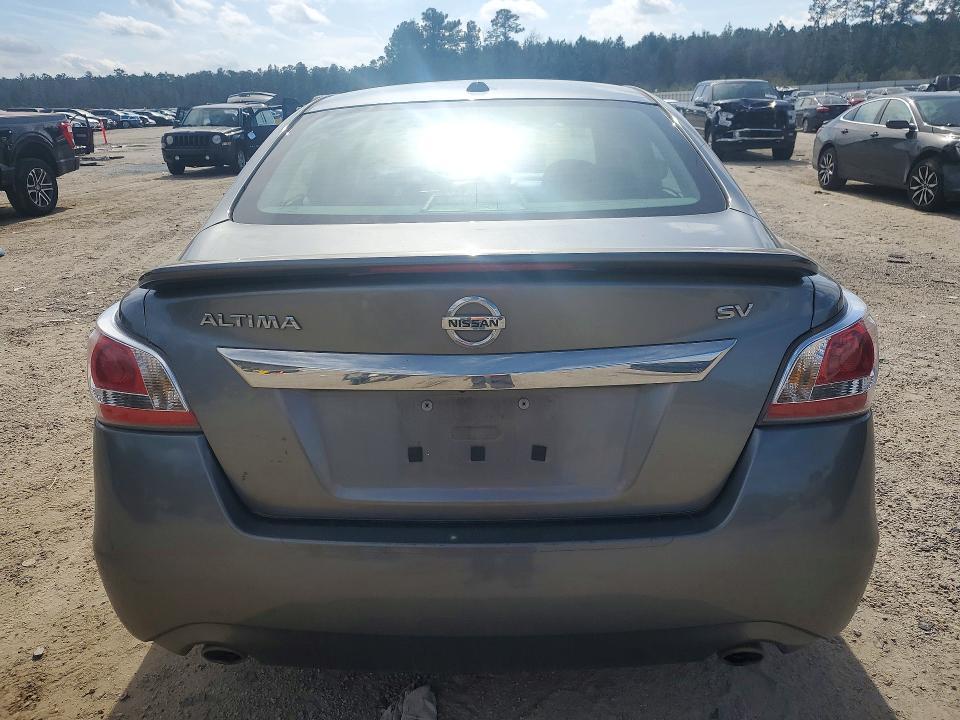 2015 Niss Altima