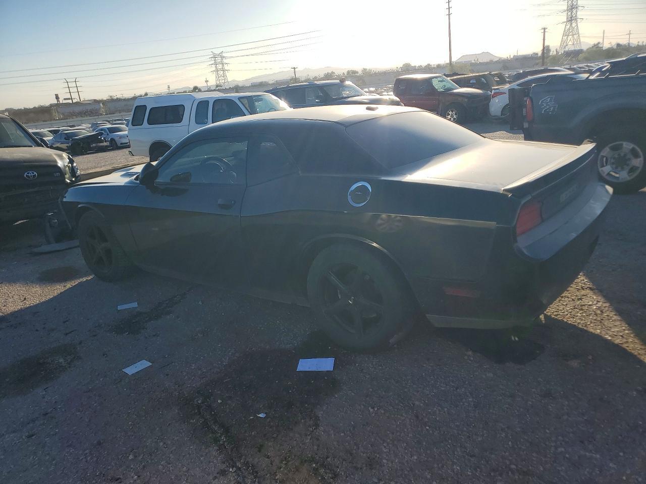 2012 Dodge Challenger r