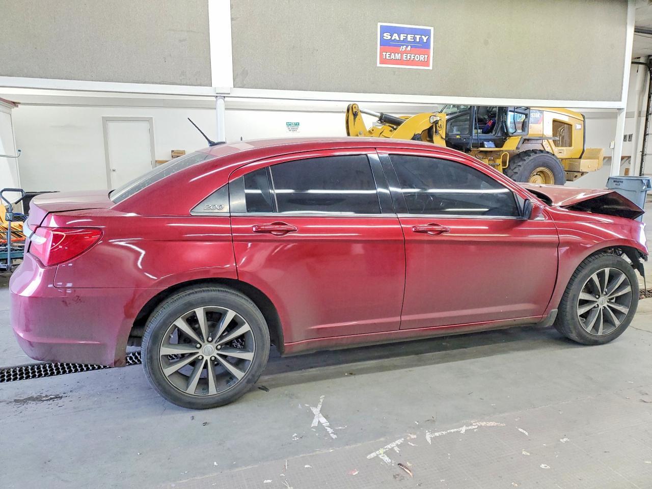 2013 Chrysler 200 Touring