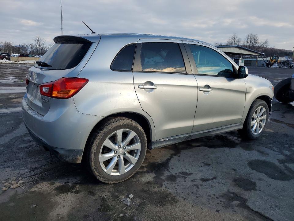 2015 Mitsubishi Outlander Sport es