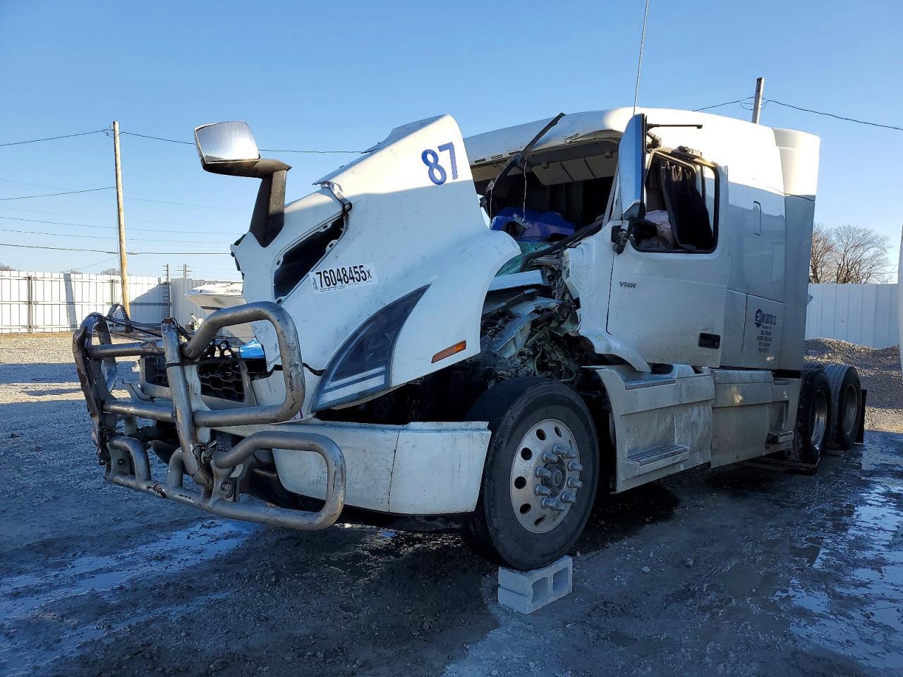 2025 Volvo VNR Semi Truck