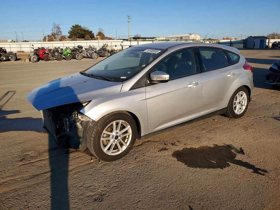 2016 Ford Focus se