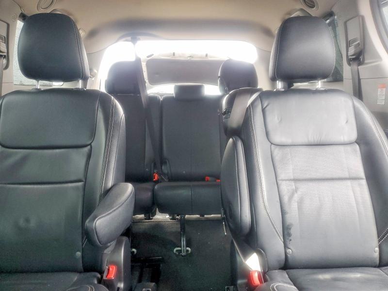 2015 Toyota Sienna Sport