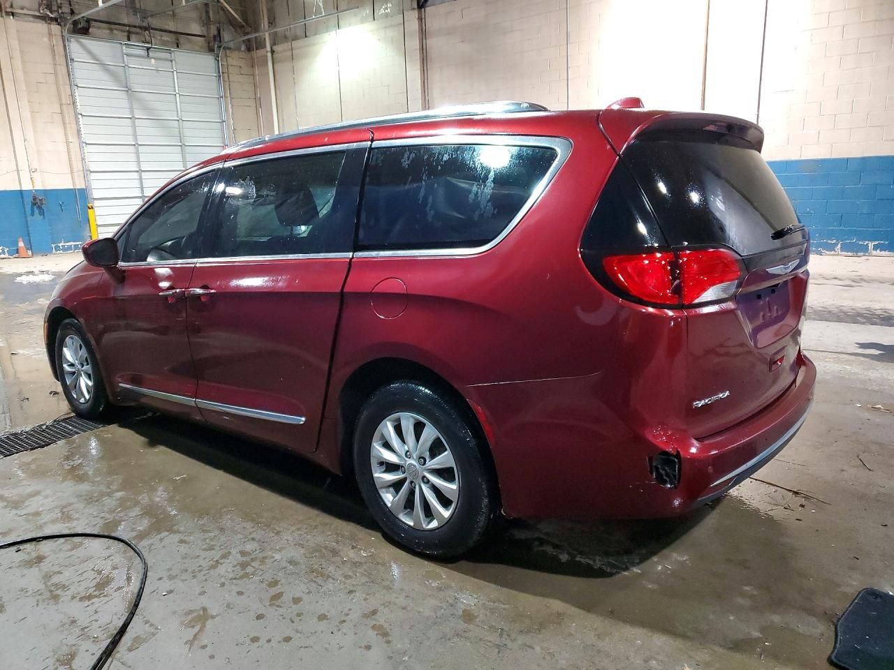 2018 Chrysler Pacifica Touring l