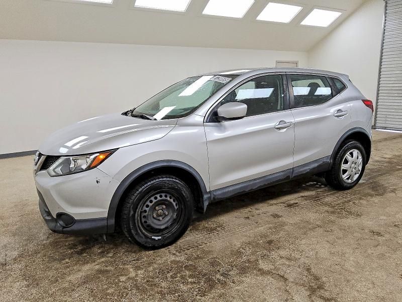 2017 Nissan Rogue Sport s