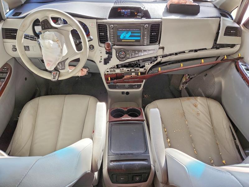 2013 Toyota Sienna xle