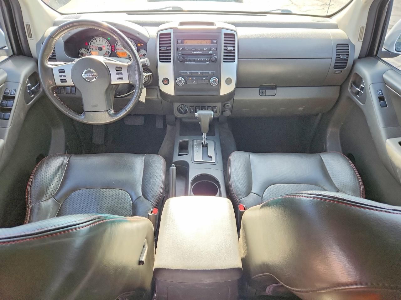 2011 Nissan Frontier s