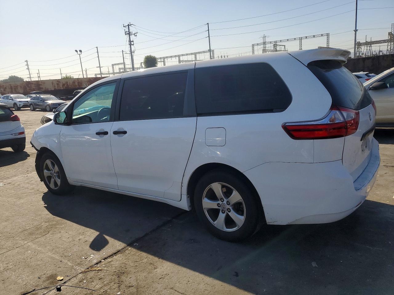 2017 Toyota Sienna