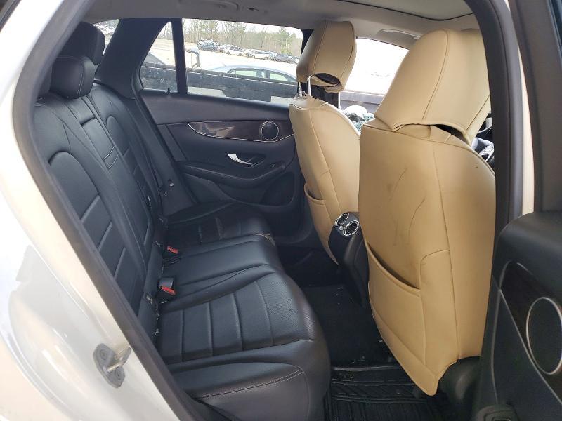 2016 Mercedes-Benz GLC