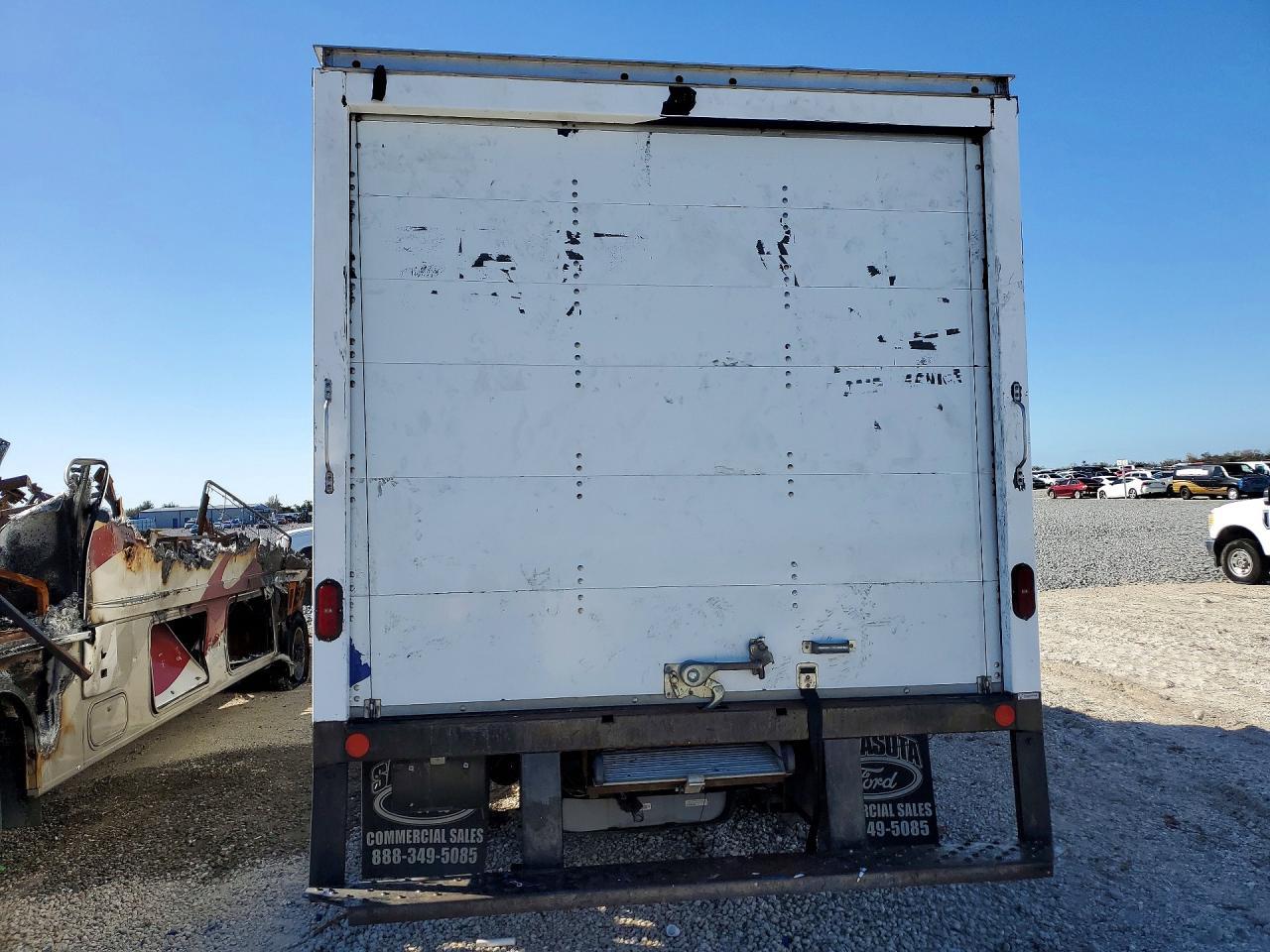 2019 Ford E350 BOX Truck