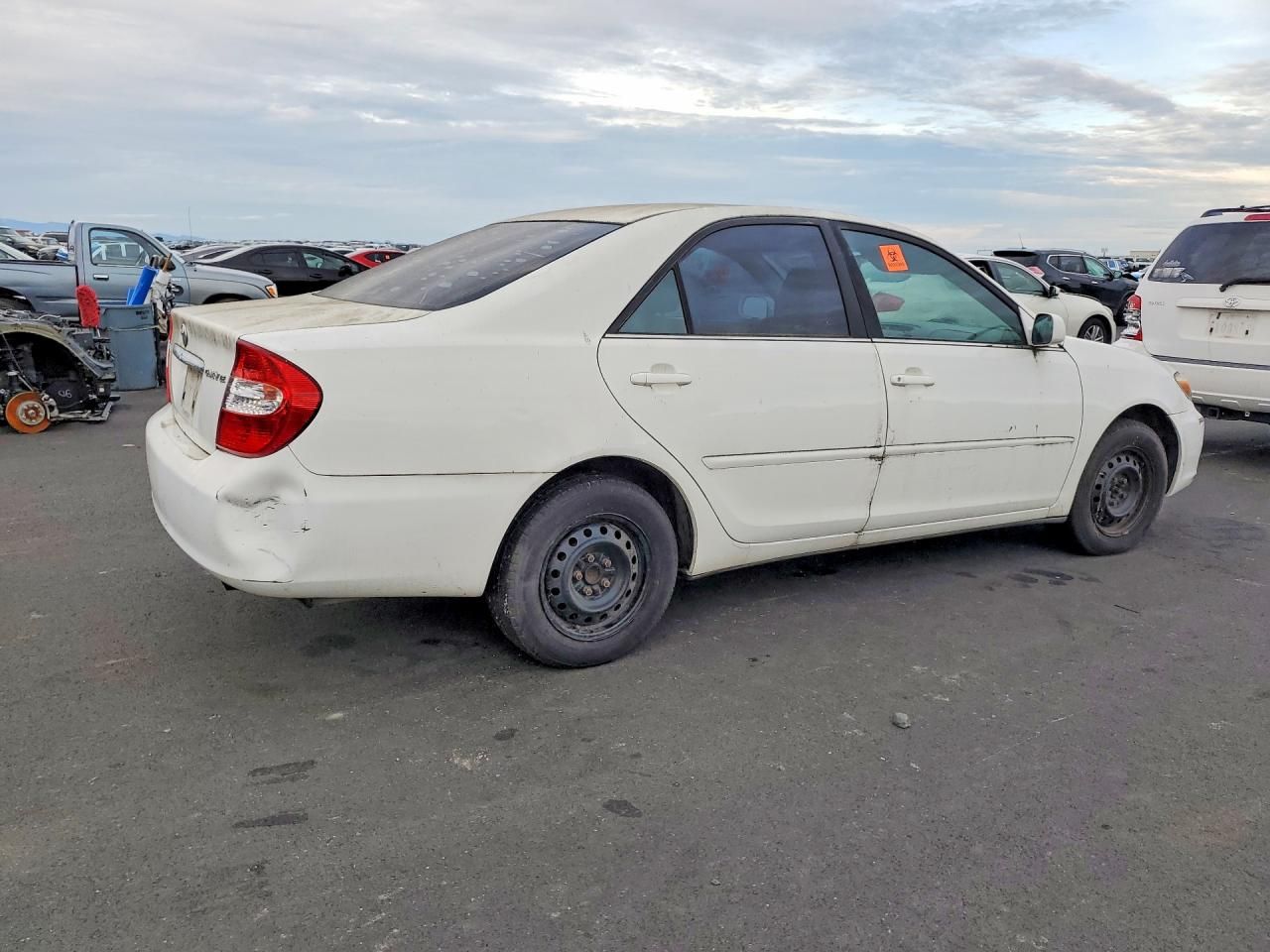 2004 Toyota Camry le