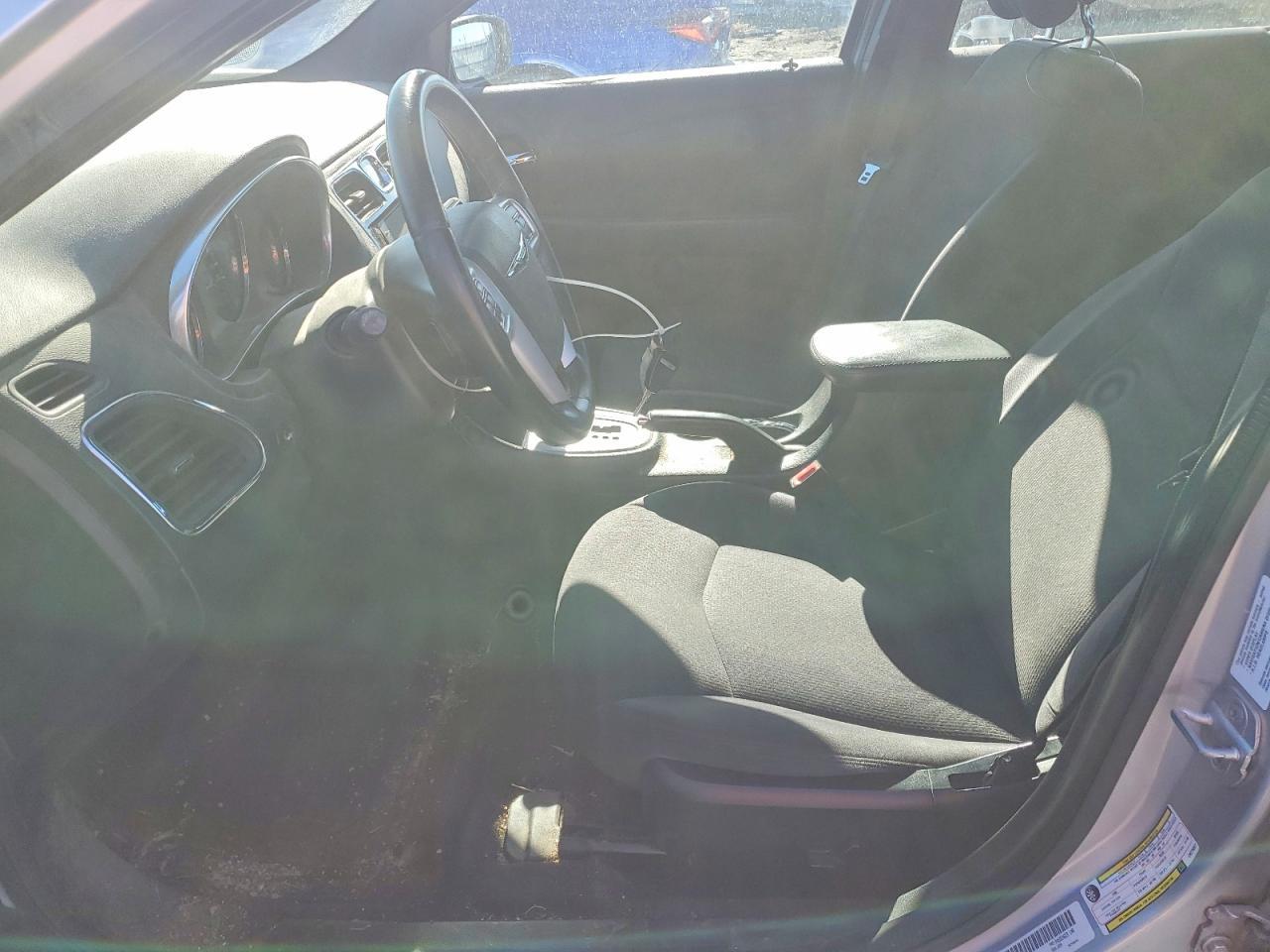 2012 Chrysler 200 Touring