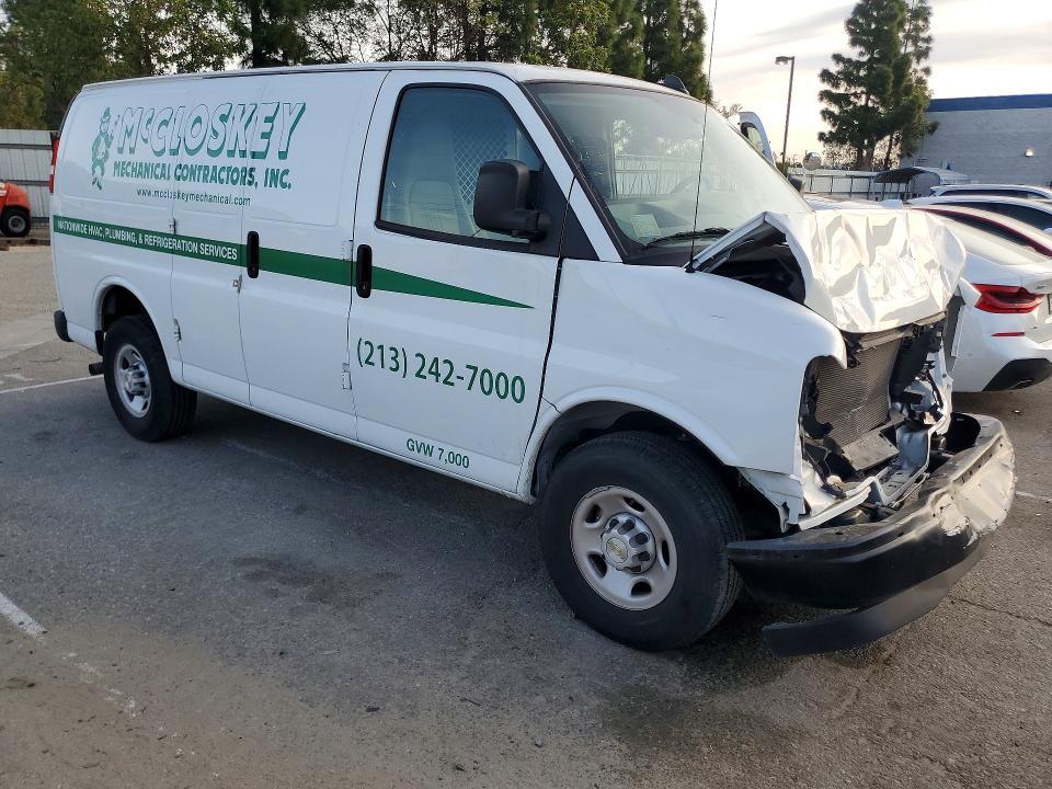 2024 Chevrolet Express G2500