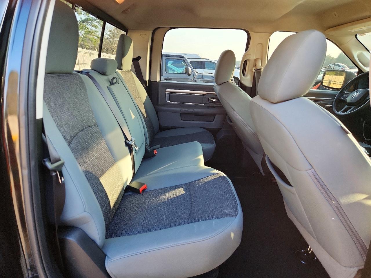 2018 Dodge RAM 1500 SLT