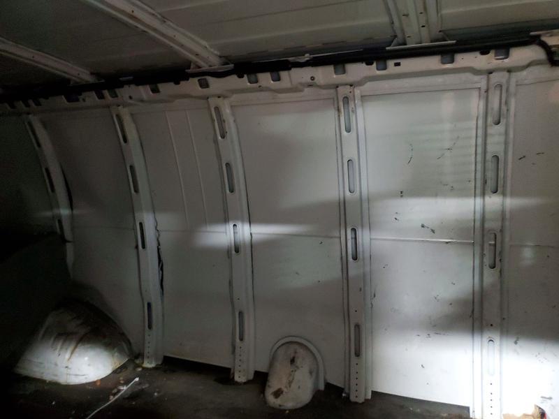 2013 Chev Express G2500