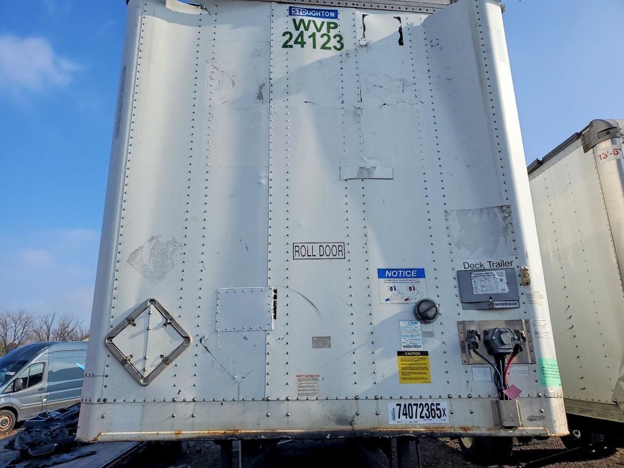 2017 Stoughton Trailer