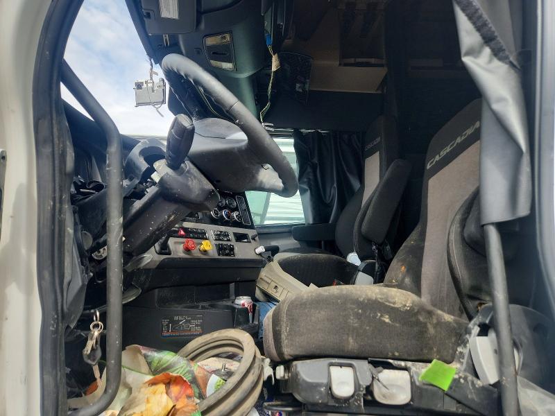 2023 Freigliner 2023 Freightliner Cascadia 126 Semi Truck