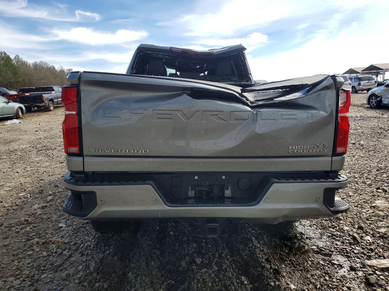 2025 Chevrolet Silverado K2500 High Country