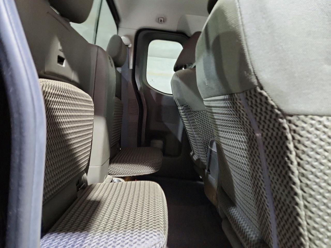 2015 Nissan Frontier SV