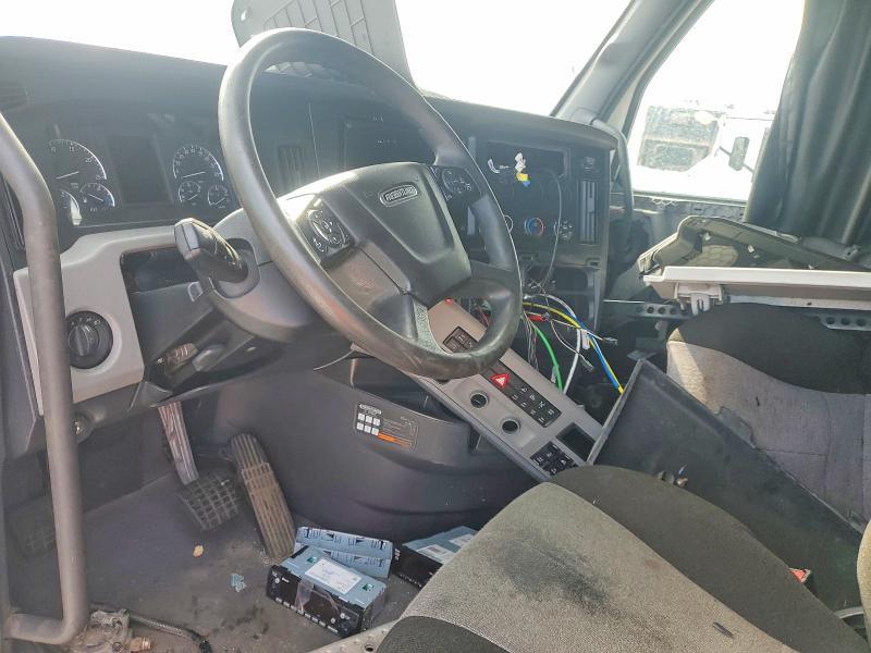 2021 Freightliner Cascadia 126 Semi Truck