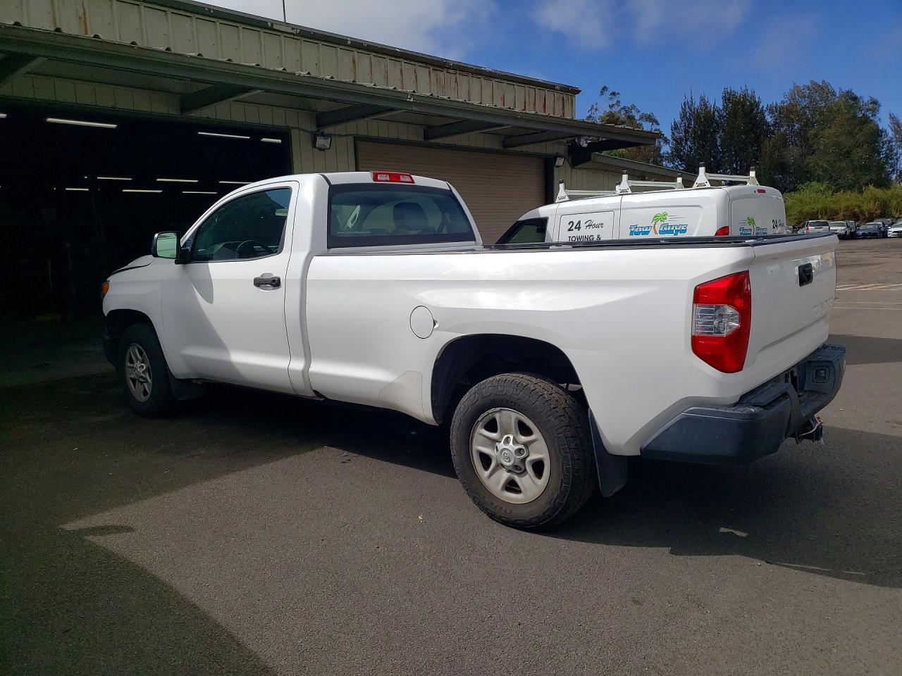 2017 Toyota Tundra SR