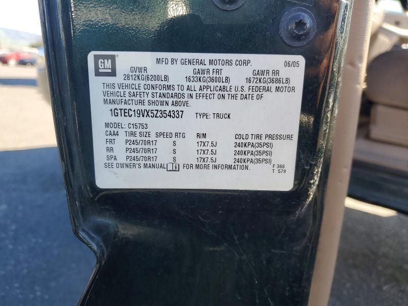 2005 GMC New Sierra C1500