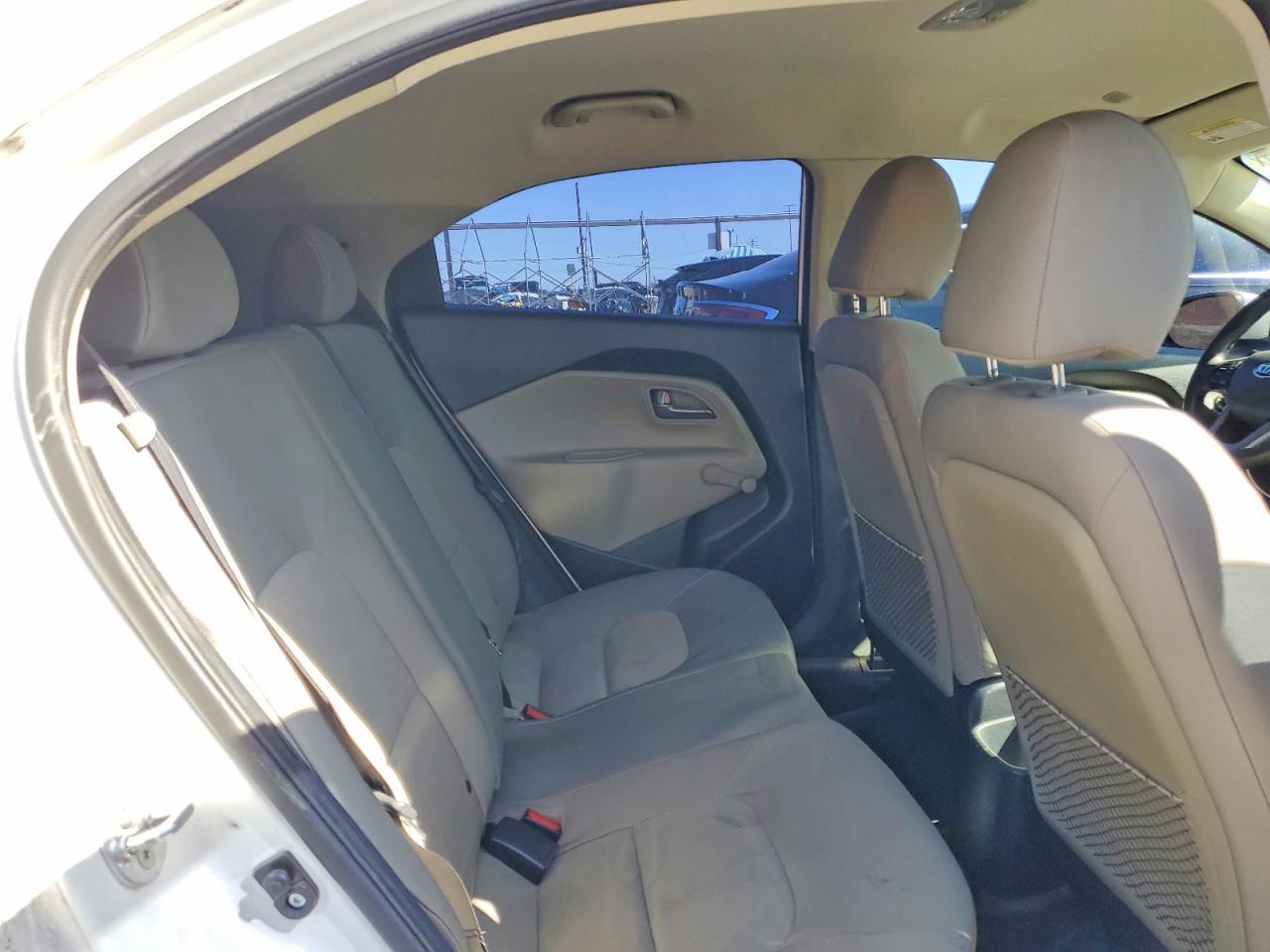 2016 KIA Rio lx