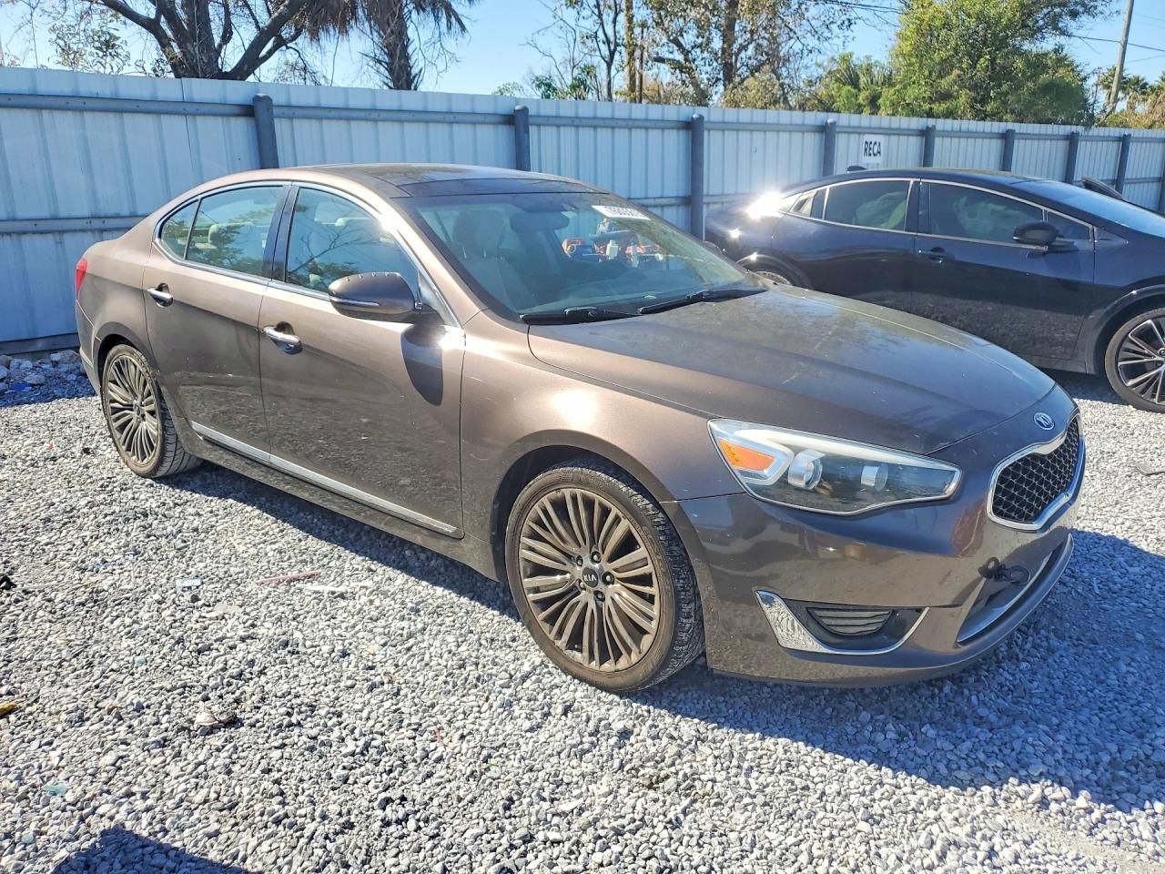 2014 KIA Cadenza Premium