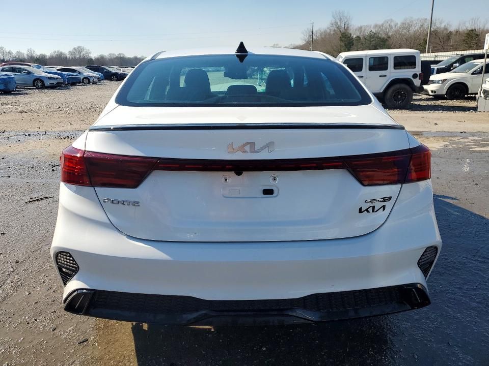 2024 KIA Forte gt Line