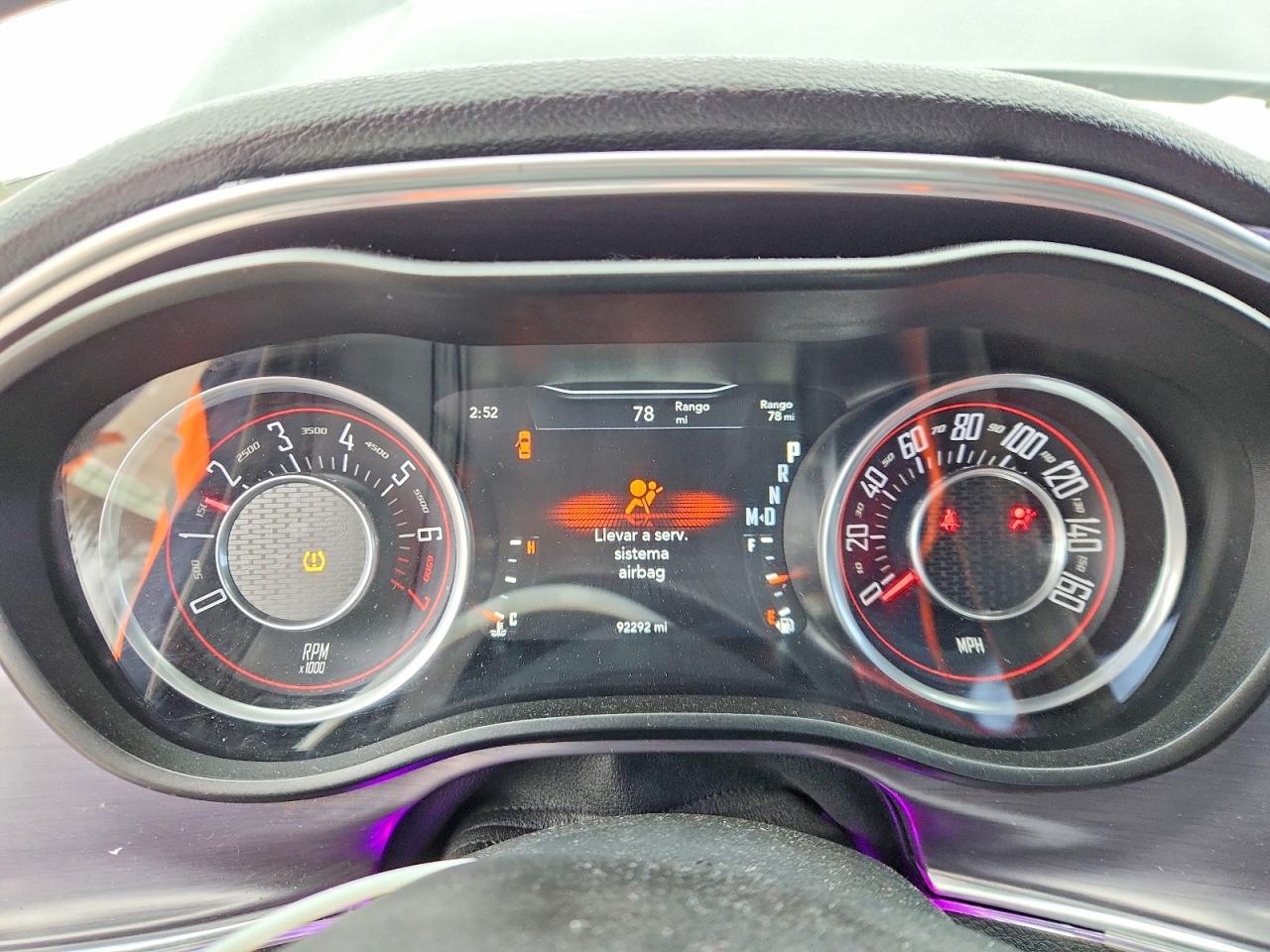 2016 Dodge Challenger sxt