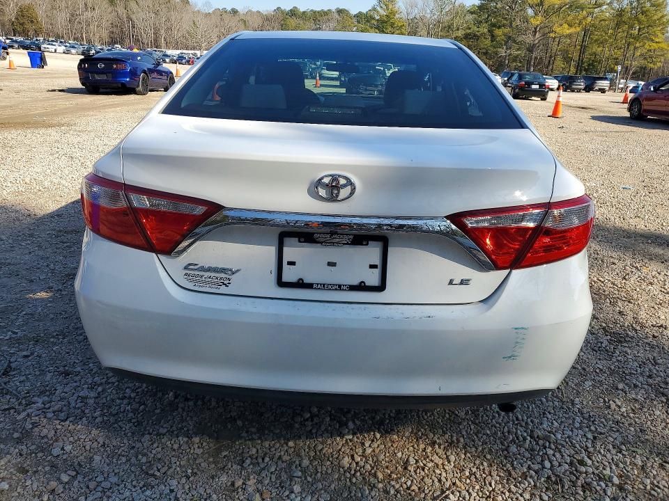 2017 Toyota Camry le