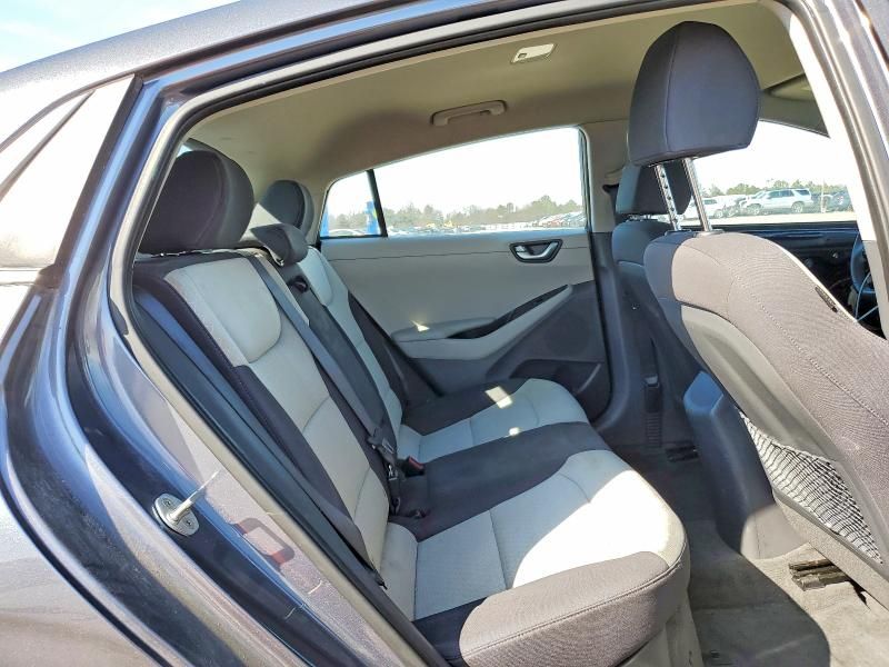 2017 Hyundai Ioniq Hybrid sel