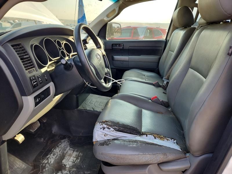 2013 Toyota Tundra Double cab SR5