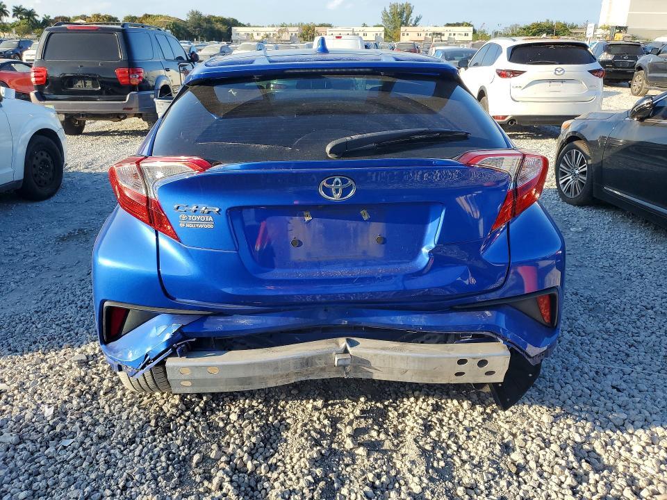 2019 Toyota C-hr xle