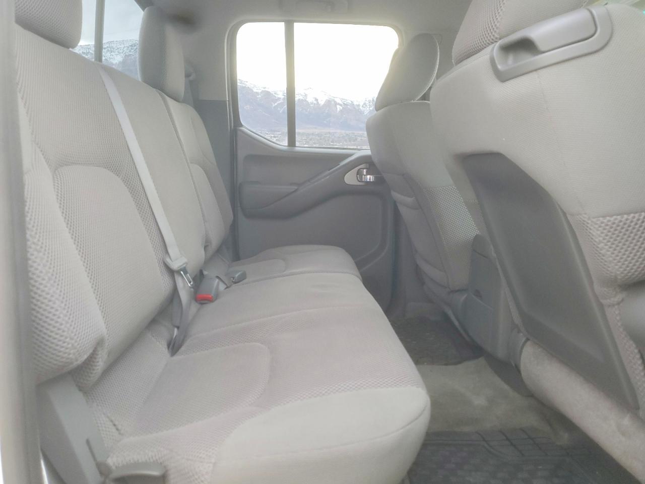 2014 Niss Frontier s