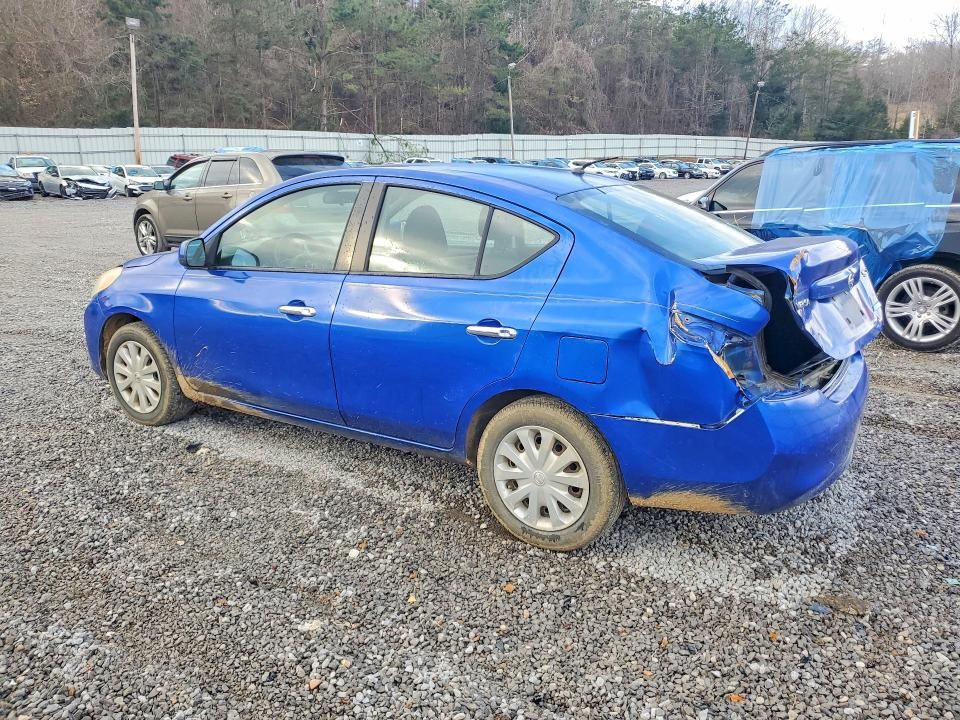 2012 Nissan Versa s