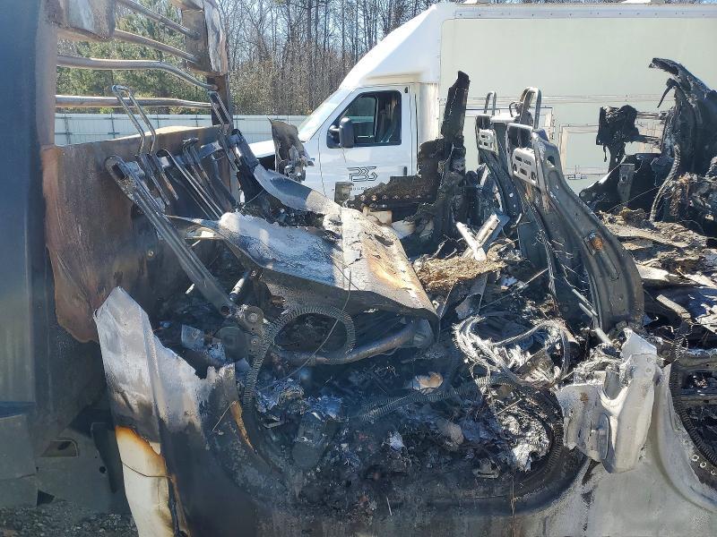 2019 Ford F350 Super Duty Flatbed Truck