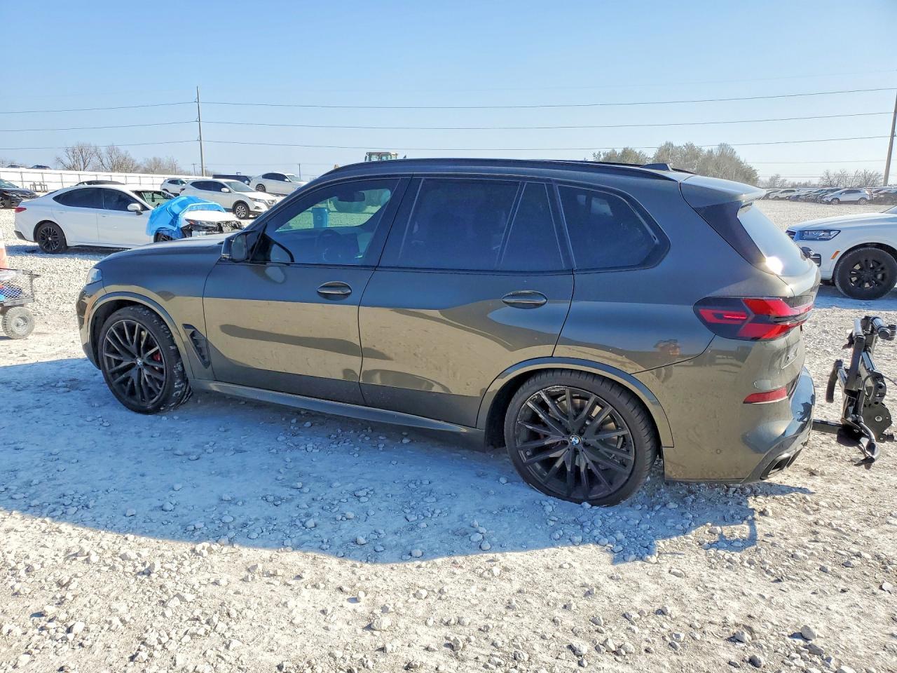 2025 BMW X5 M60i