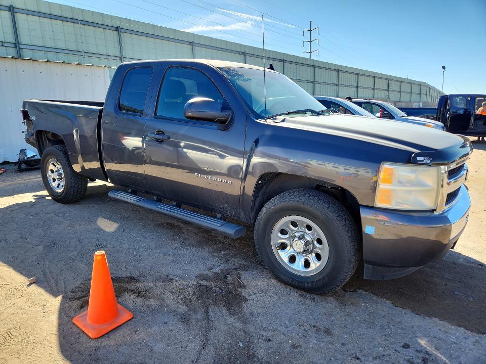 2011 Chevrolet Silverado K1500 ls