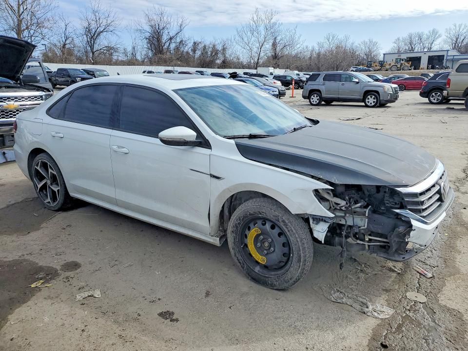 2020 Volkswagen Passat R-line