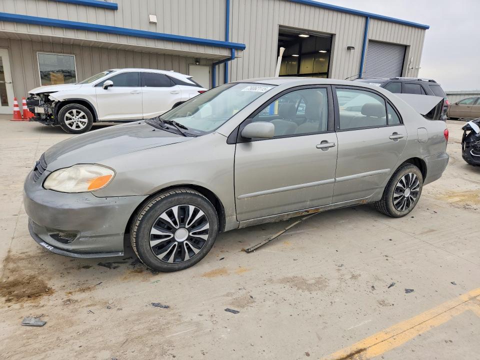 2004 Toyota Corolla le