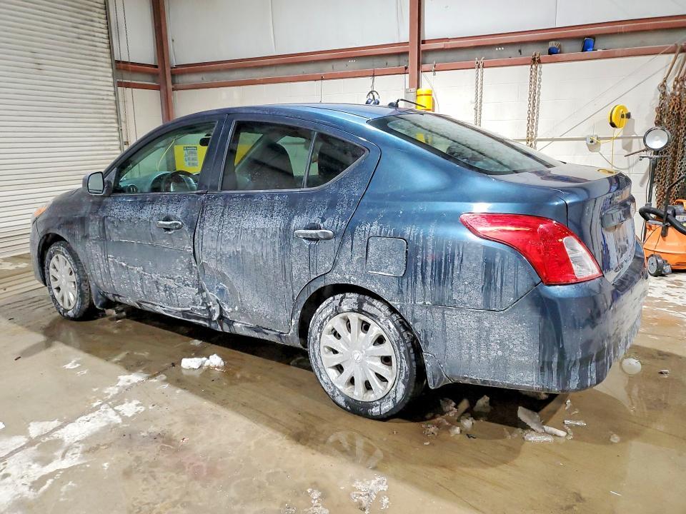 2015 Nissan Versa s