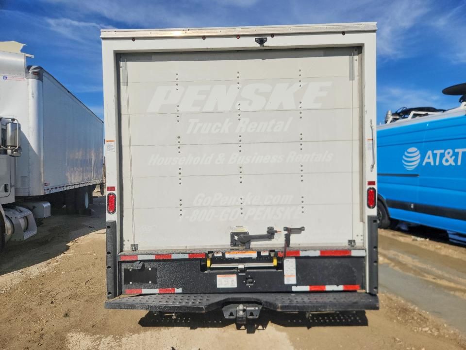 2023 GMC Savana Cut-box Truck