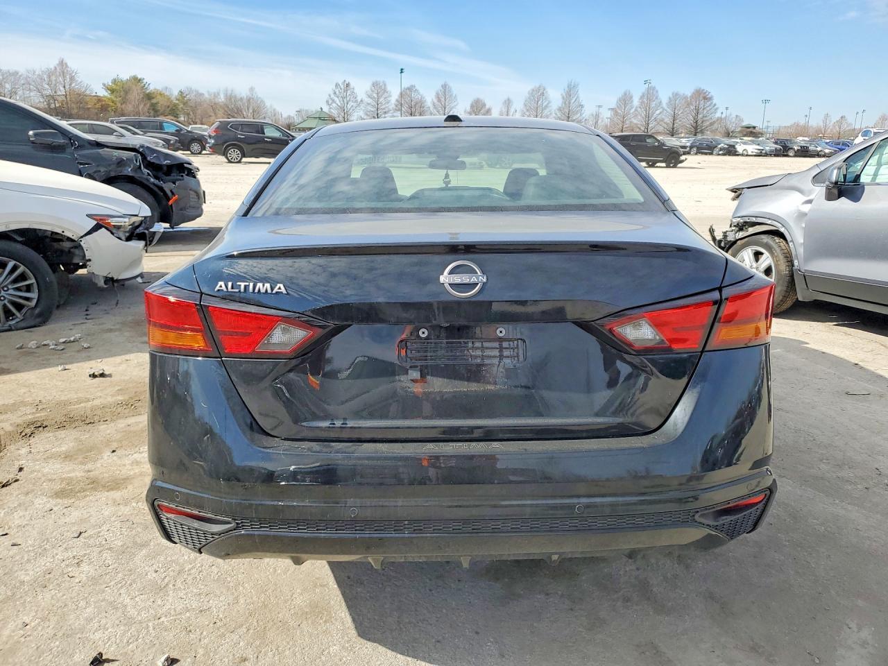 2025 Nissan Altima 2.5 sv