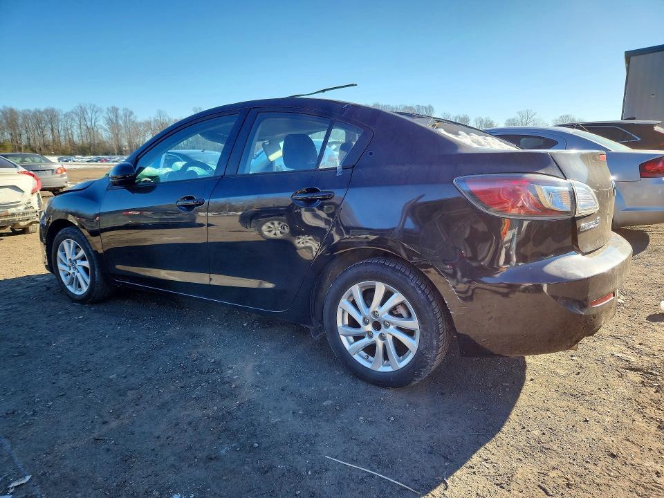 2013 Mazda 3 I
