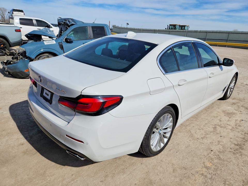 2021 BMW 530 i