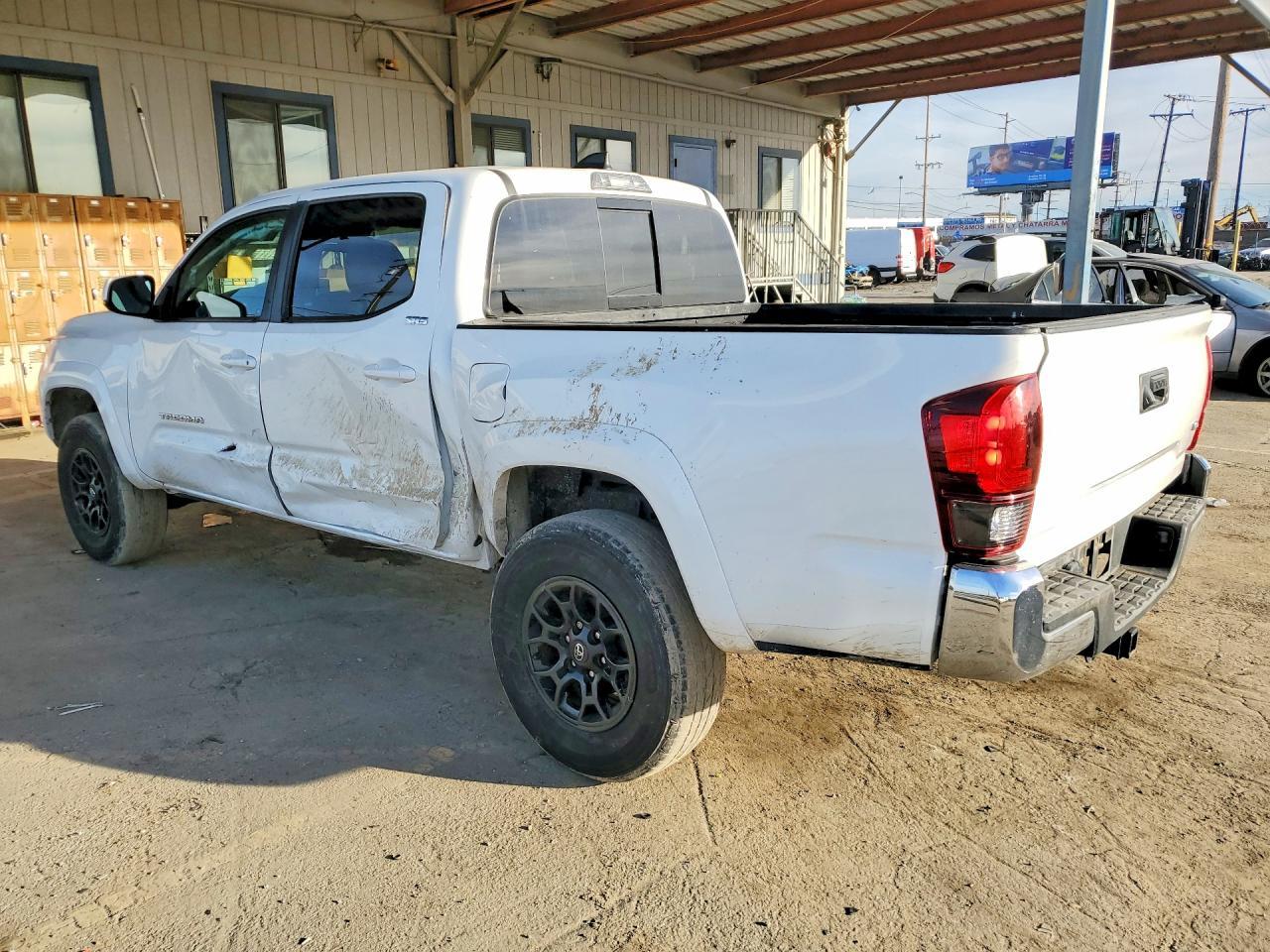 2022 Toyota Tacoma SR5 V6